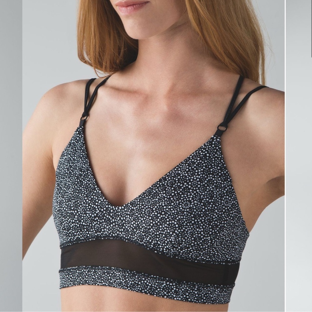 Lululemon Go With The Flow sports bra swim sport top size: 2